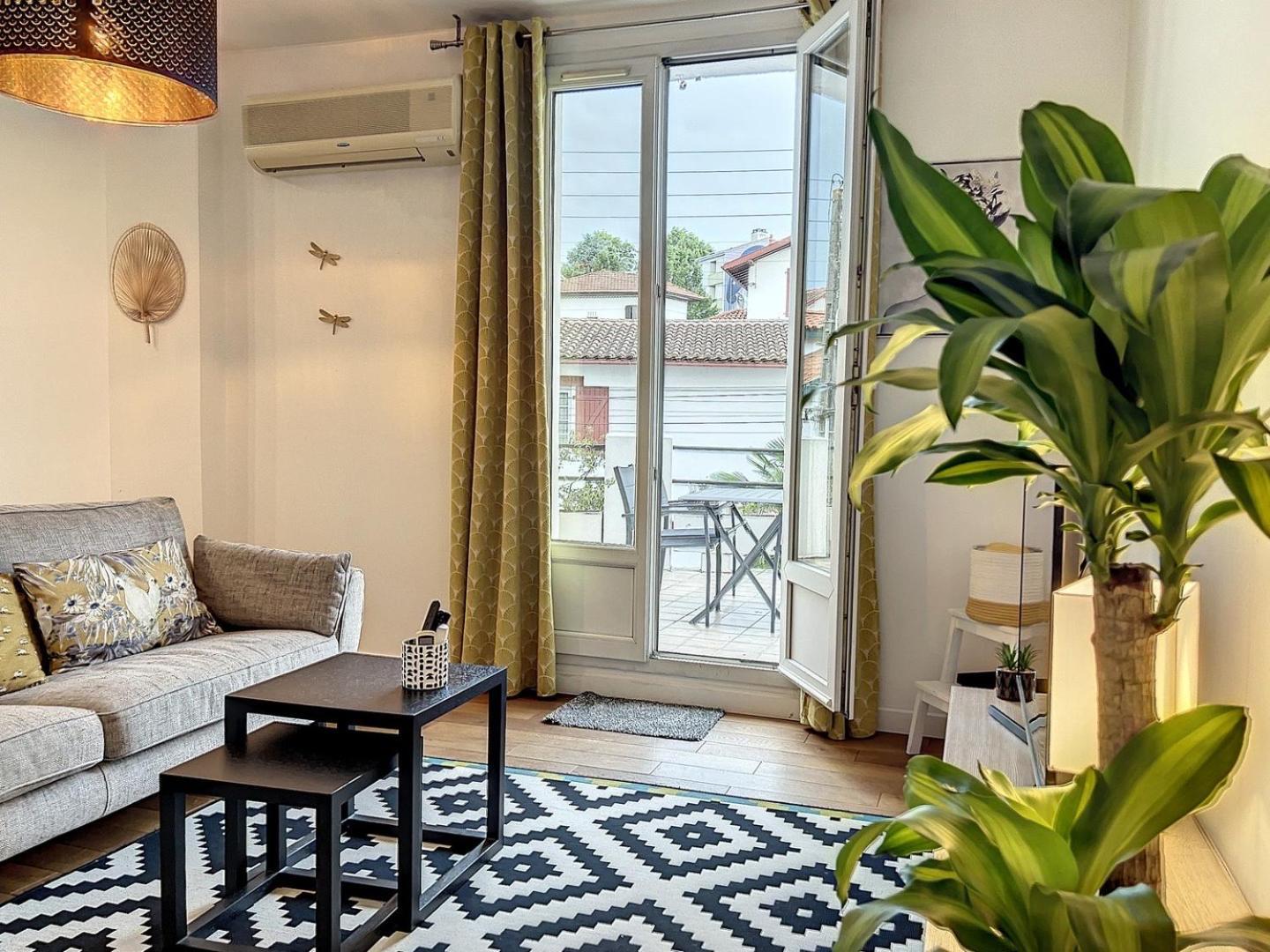 Appartement De Charme Erdizka Classe 3 Etoiles Bayonne Exterior foto